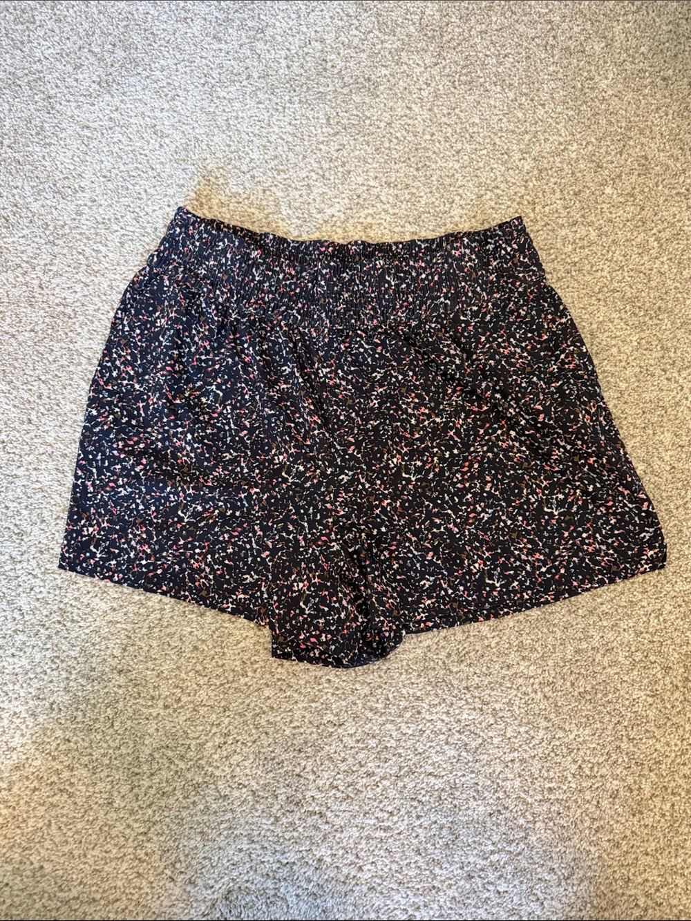 Athleta Patterned High Rise Weekender Run Shorts